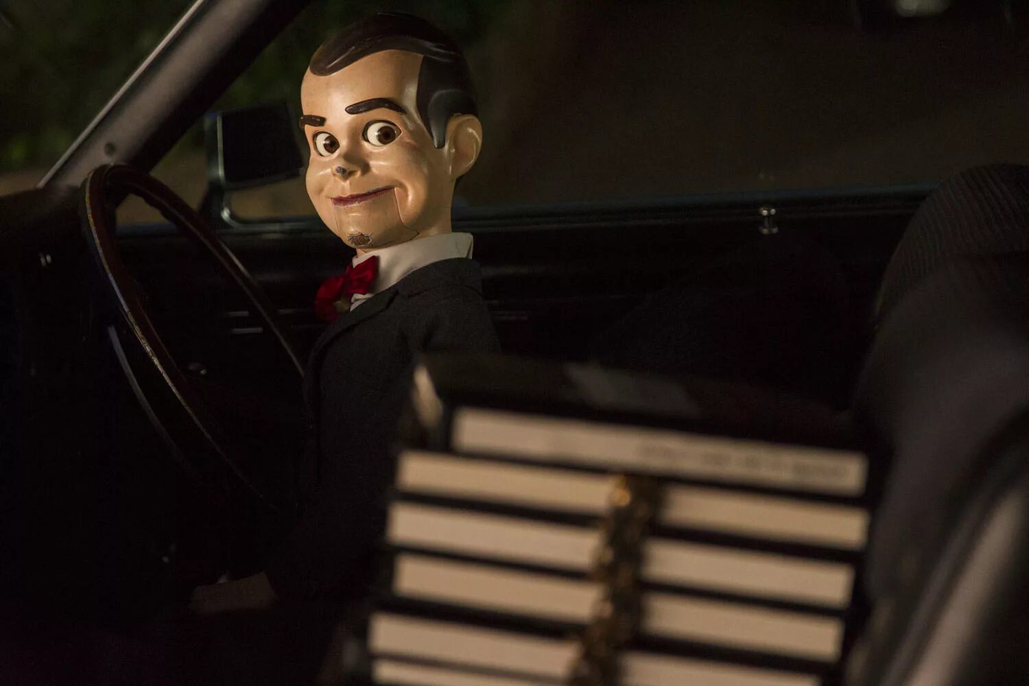 Лучшие ужастик 2015. Ужастики фильм 2015. ужастики (goosebumps, 2015).. кукла слэппи джек блэк. слэппи кукла фильм 1995.