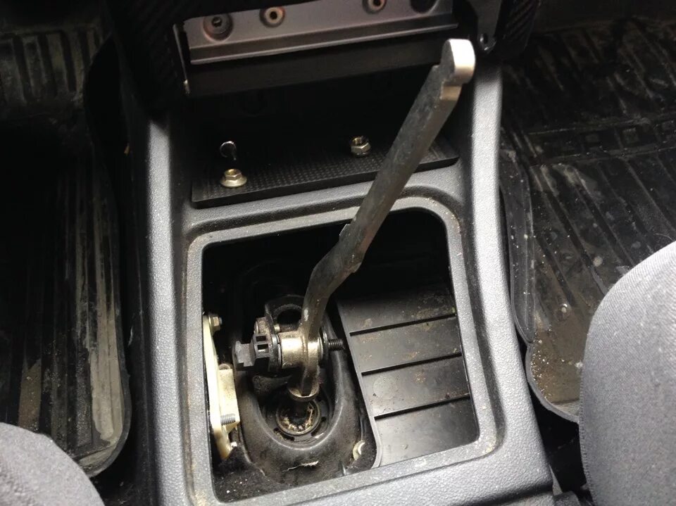 Рычаг кпп ваз приора. Как поменять кпп на приоре. Ремкомплект кулисы лада приора. Как поменять кпп на приоре. Кулиса ваз 2170 приора.