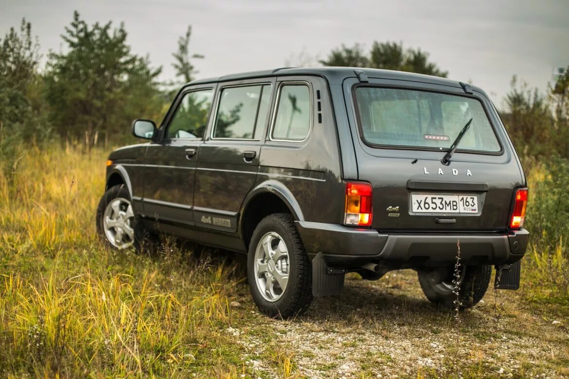 Автомобили ваз 2131. Lada 4*4 Нива 2131. Нива 2131 Урбан.