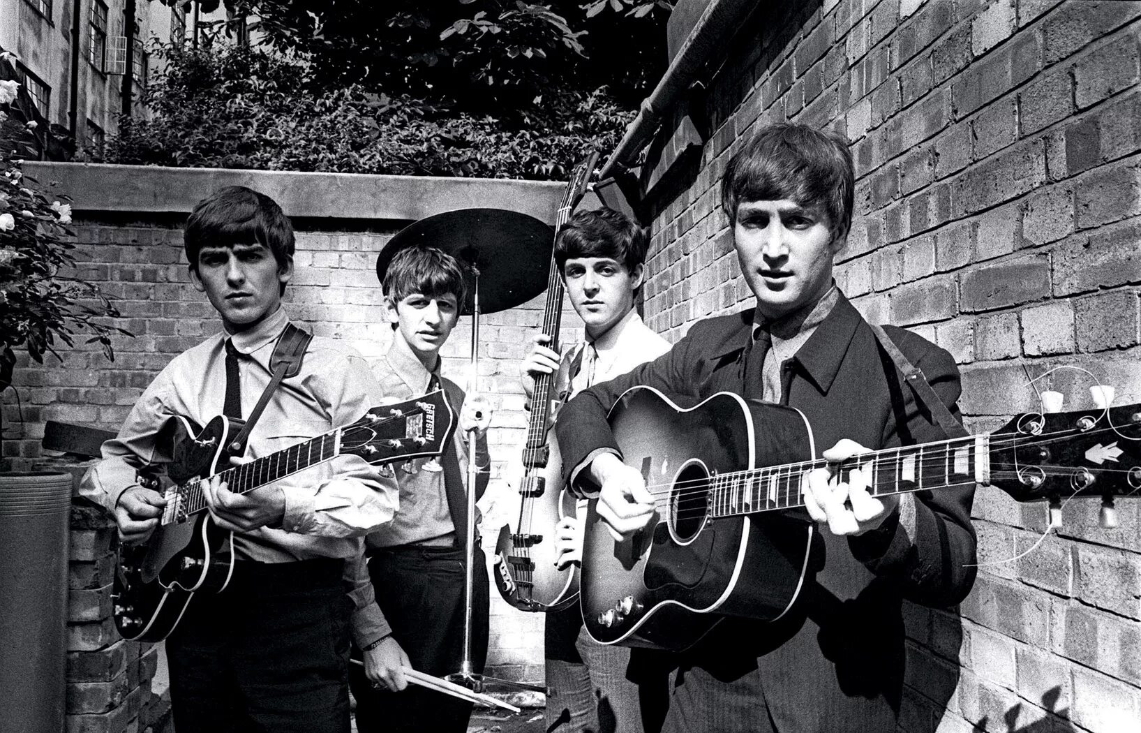 The early Beatles. Группа the Beatles 60х. Битлз 1965. Битлз 1963г.