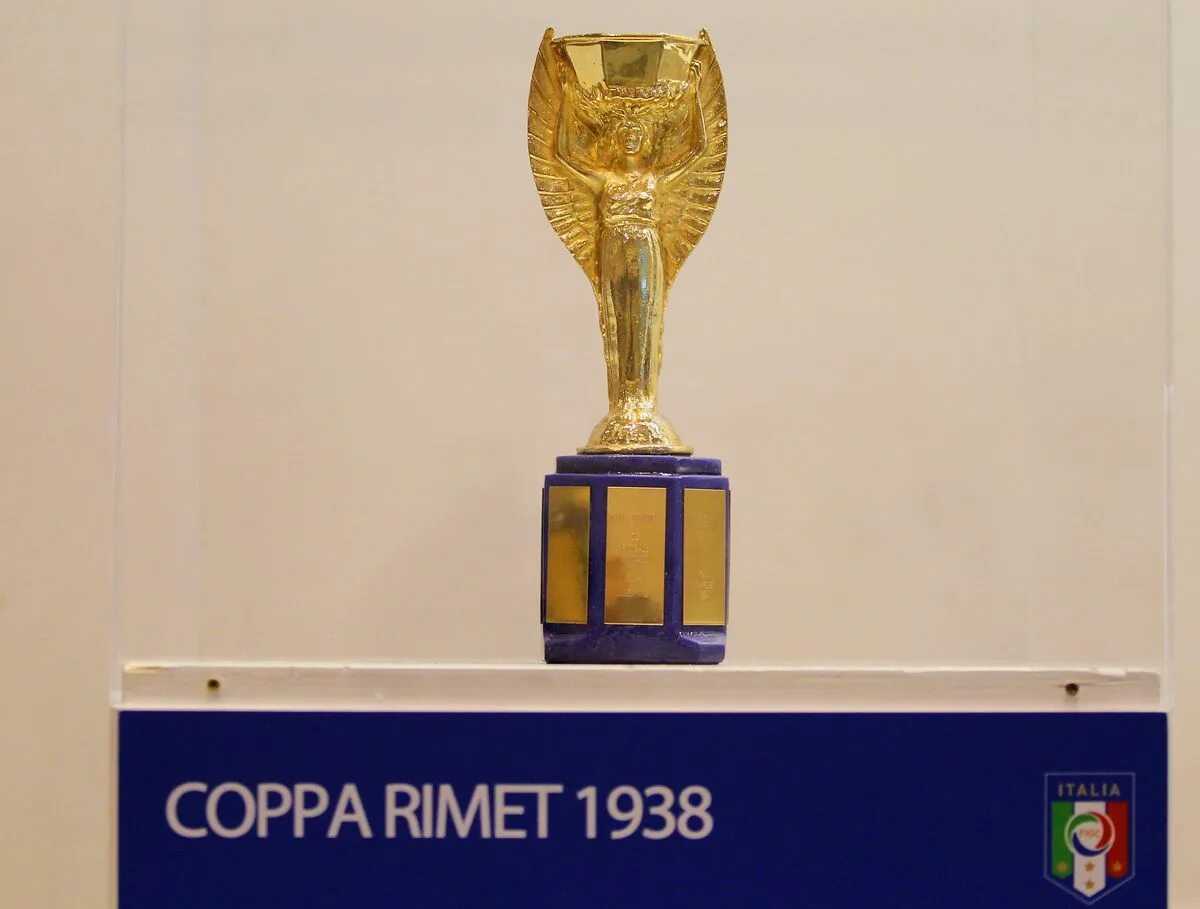 How many times the trophy light. Jules rimet trophy. trophy exhibit.