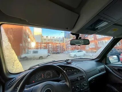 Лобовое стекло с обогревом нива шевроле