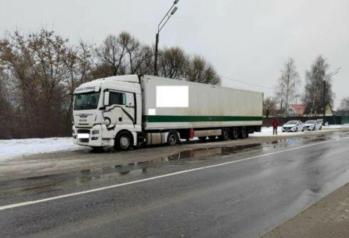 В брянской области остановили машину. Фура. Фуры Белоруссии. Фуры дальнобойщики. Фура фотографии.