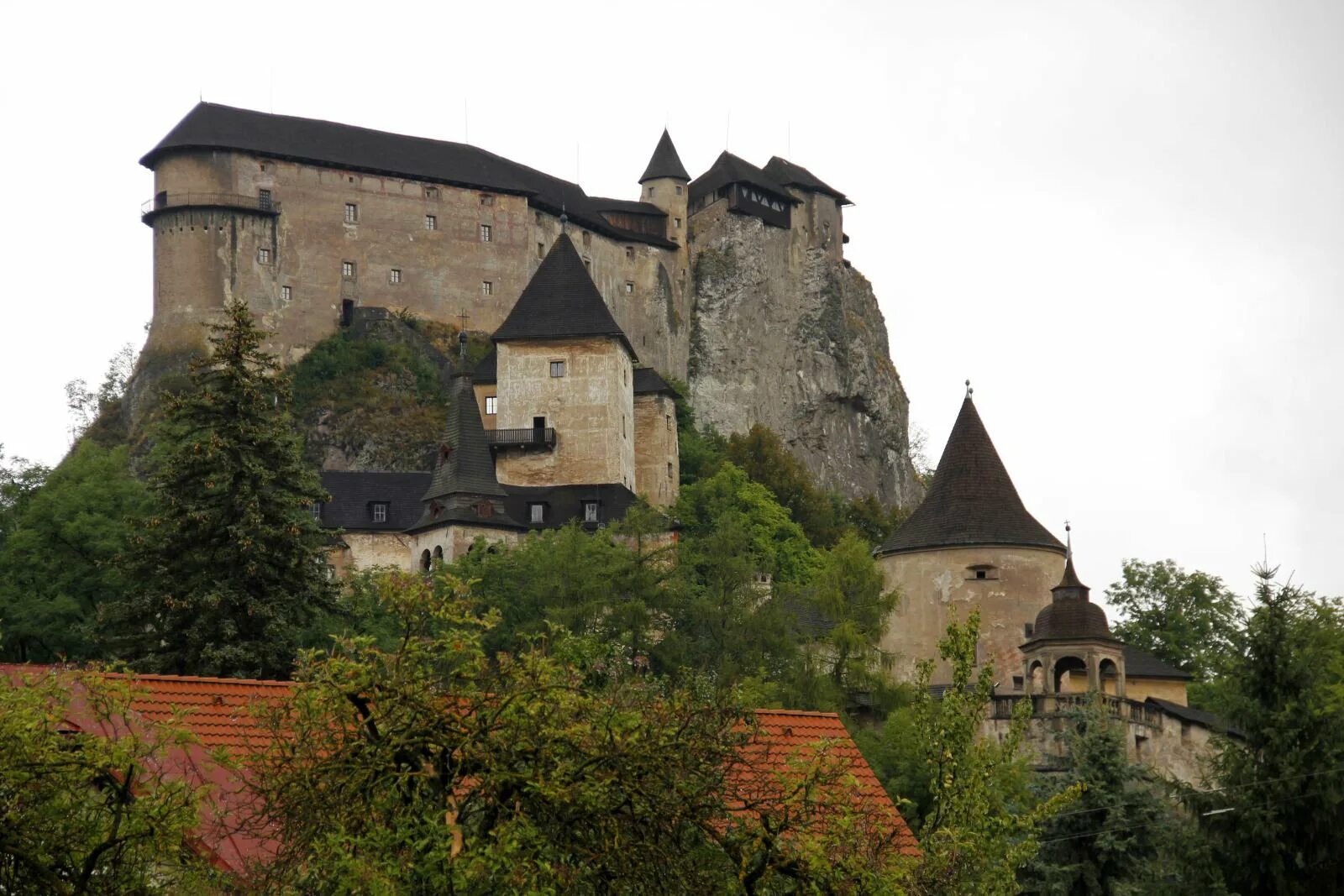 Орава это. Замок оравский град. Орава это. Оравский град словакия. Орава это.