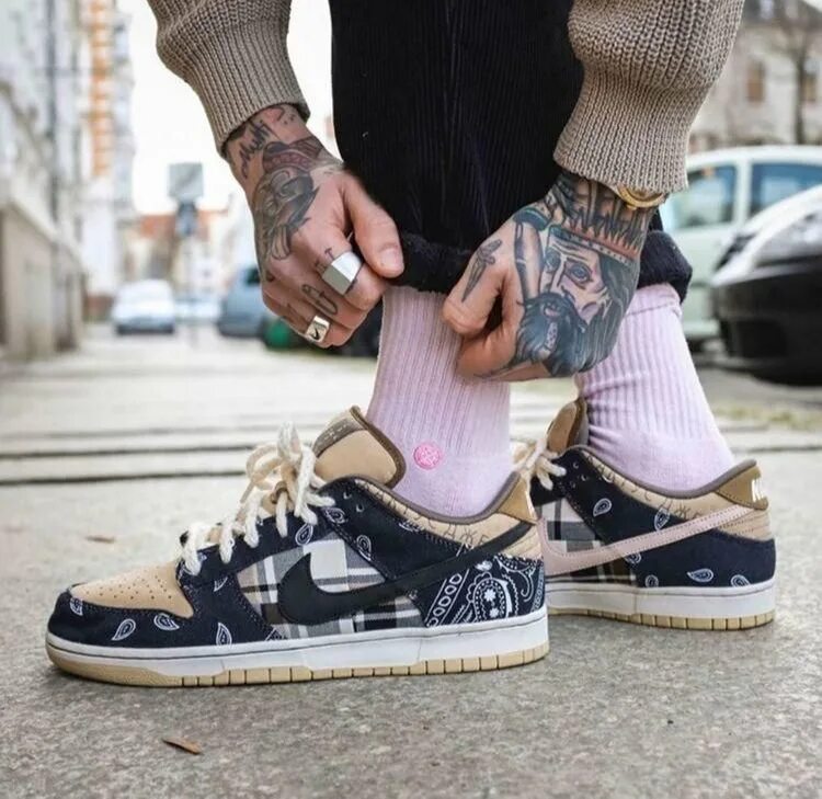 Nike travis cactus jack. Nike SB Travis Scott. Nike SB Dunk Travis Scott. Nike Dunk Low Travis Scott. Nike Dunk Travis Scott.