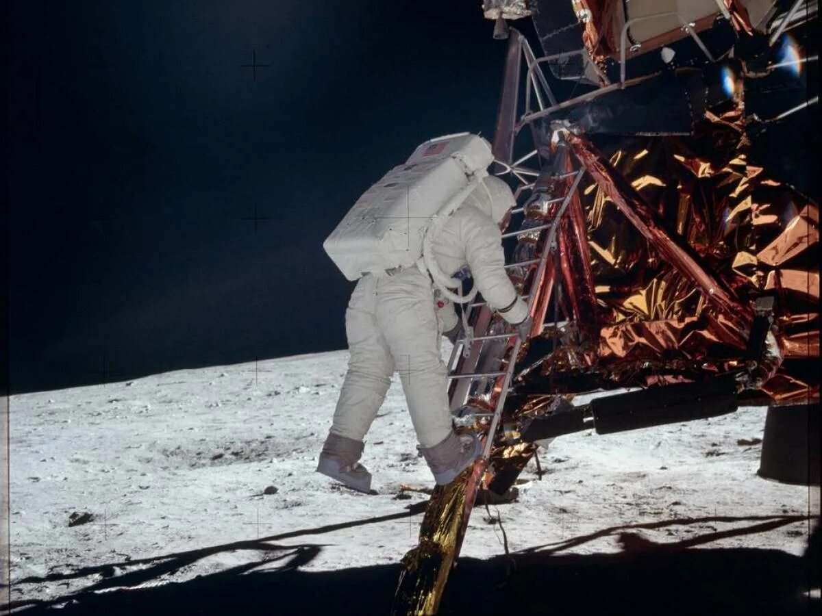 Аполлон 11 1969. Аполлон 11 высадка.
