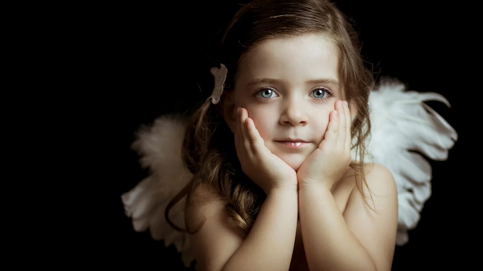 Маленький голенький ангелочек девочка. Литтл энджел. Angel band. Sweet little angels. Полная девочка ангелочек.
