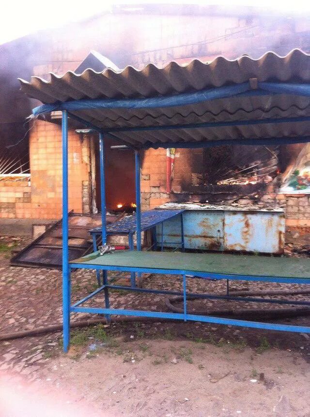 Город амвросиевка. Амвросиевка рынок. Погода в амвросиевке на неделю. Погода в амвросиевке на неделю. Площадь ленина амвросиевка.