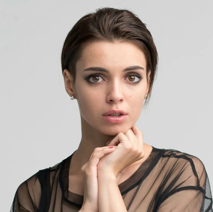 Воспитанная девушка какая. Алена бетеева. Сообщение о леди. Мария надежкина. Воспитанная девушка какая.