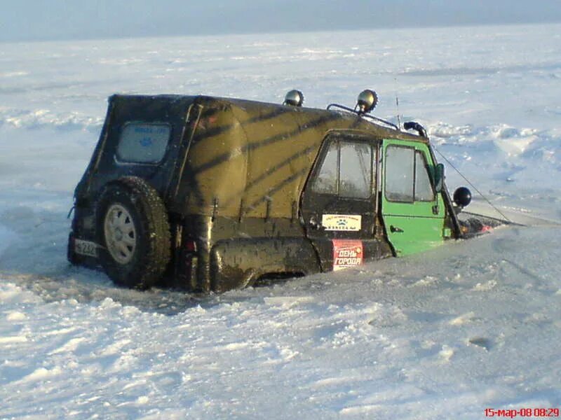 Толщина льда для автомобиля. Лед 15 см. Щипцы для льда 15 см 1323701. Щипцы для льда 15 см 1323701. Гирлянда сосульки на елку.