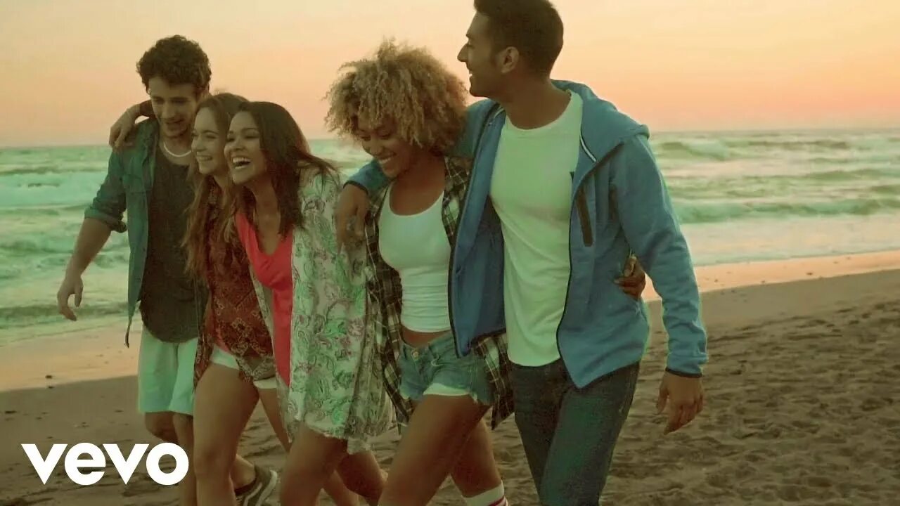 I tell she everything. People on the beach. everything she wants. young people.