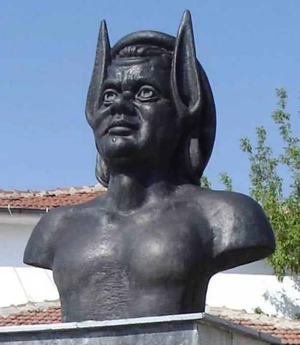 Мидас греческая мифология. Фригийский царь мидас. Древнегреческий миф царь мидас. Царь мидас золото. Царь с ослиными ушами 5.