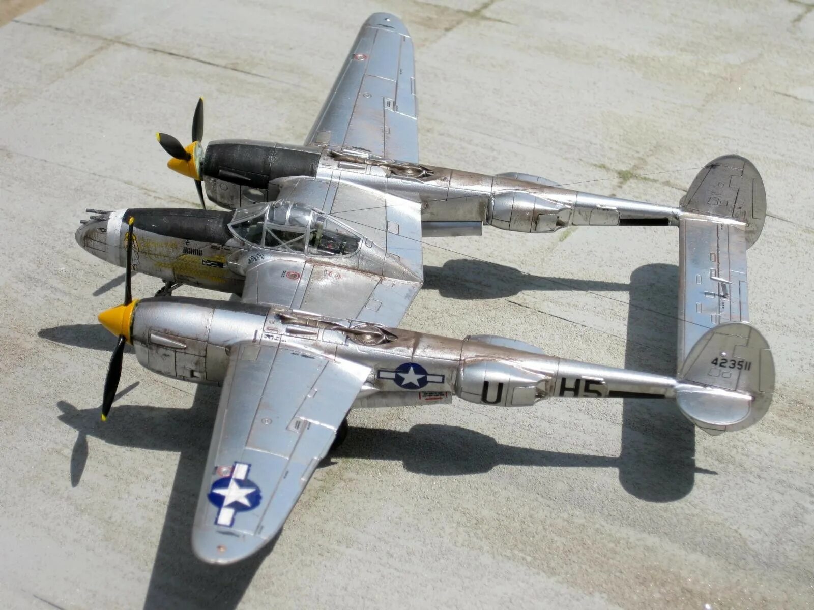 Истребитель п. P-38 Лайтнинг. P-38 Lightning. Самолёт Лайтнинг р-38. P-38 Лайтнинг шасси.