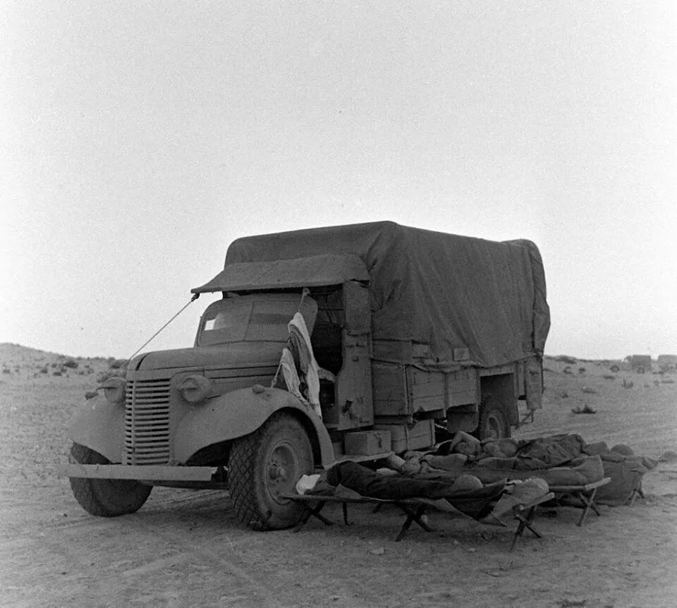 Грузовик второй мировой. LRDG Chevrolet 30cwt. Chevrolet 30 CWT. Opel Blitz 1939. Мерседес грузовой 1942-.