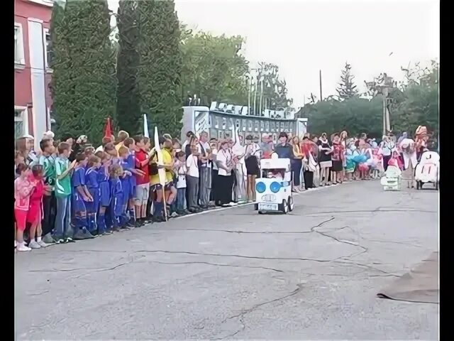 Кафе в Хомутово Орловская область. Школа пгт Хомутово Орловской области. 1 Школа в Хомутове Орловская область. Население пгт Орловской области Хомутово. Погода хомутово орловская область на 10 дней