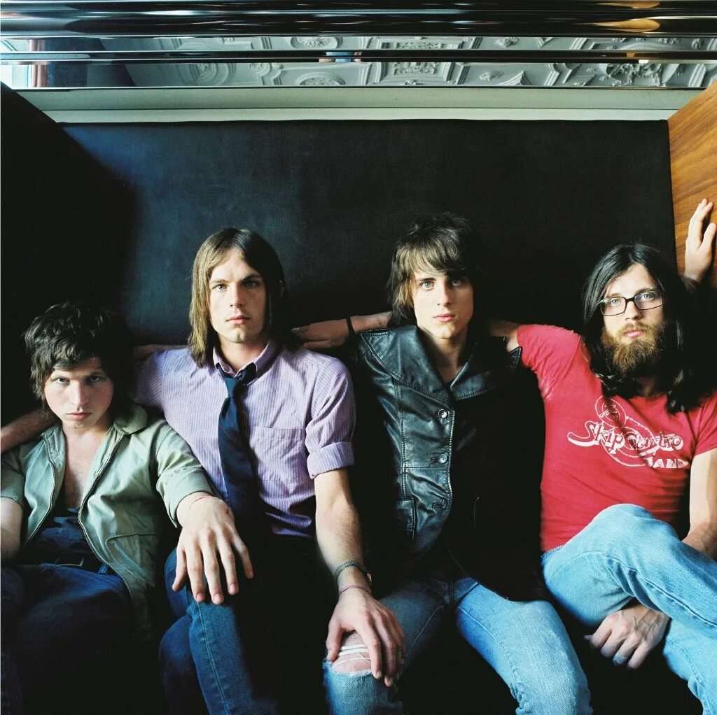 Kings of leon closer. Kings of leon only by the night. metallica о pearl jam.