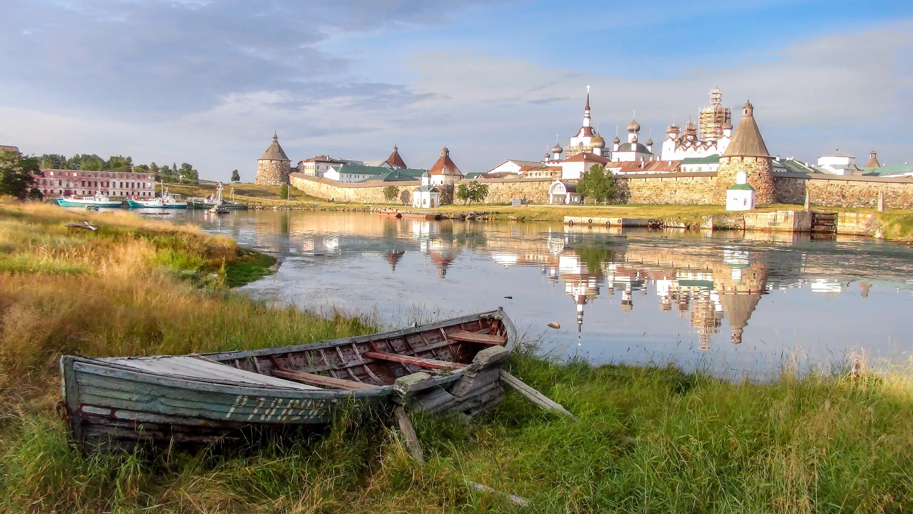 этот небольшой город расположен на далеком архипелаге. соловецкий архипелаг, монастырь (архангельск). доклад о соловецком музее заповеднике. этот небольшой город расположен на далеком архипелаге. соловецкий архипелаг соловки.