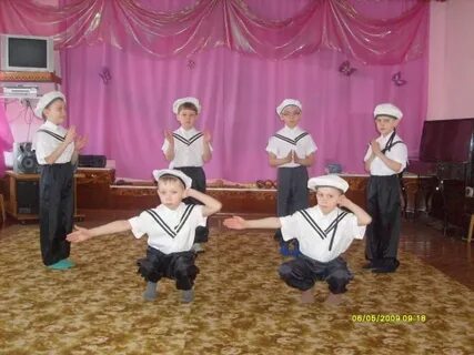 Танец яблочко сад