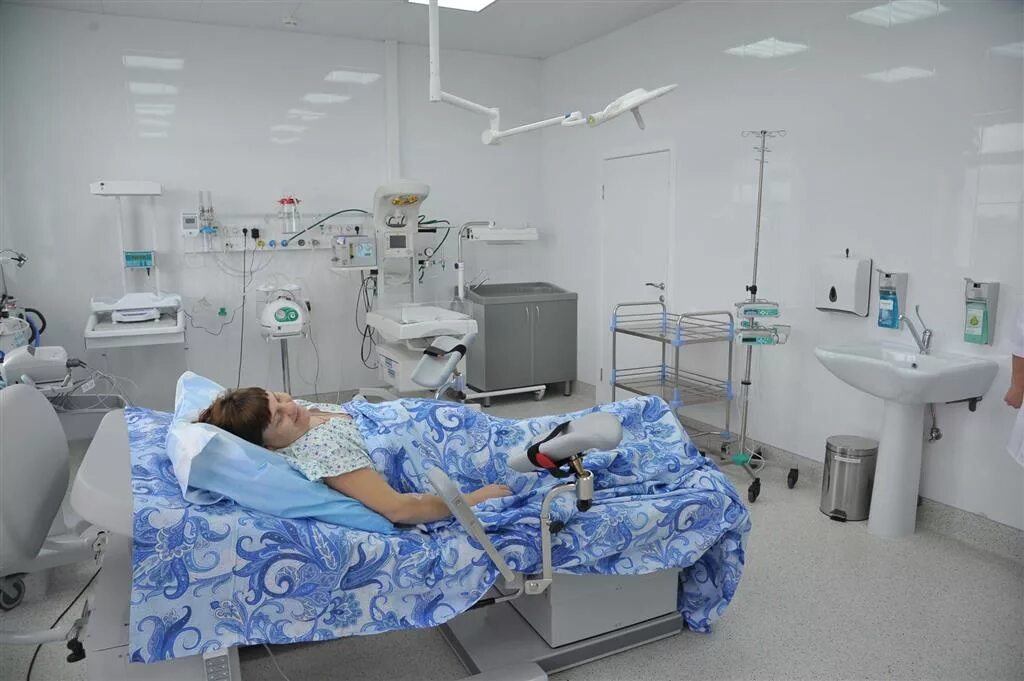 3 роддом самара. Палаты в перинатальном центре самара середавина. Роддом семашко самара фото. Палаты в роддоме семашко самара. Родильный дом калуга максима горького.
