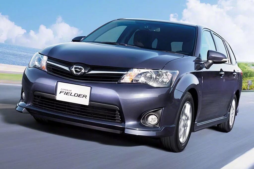 Сколько поколений тойота. Toyota Corolla Fielder. Тойота Королла Fielder. Toyota Corolla Fielder 2012. Toyota Corolla Axio 2012.