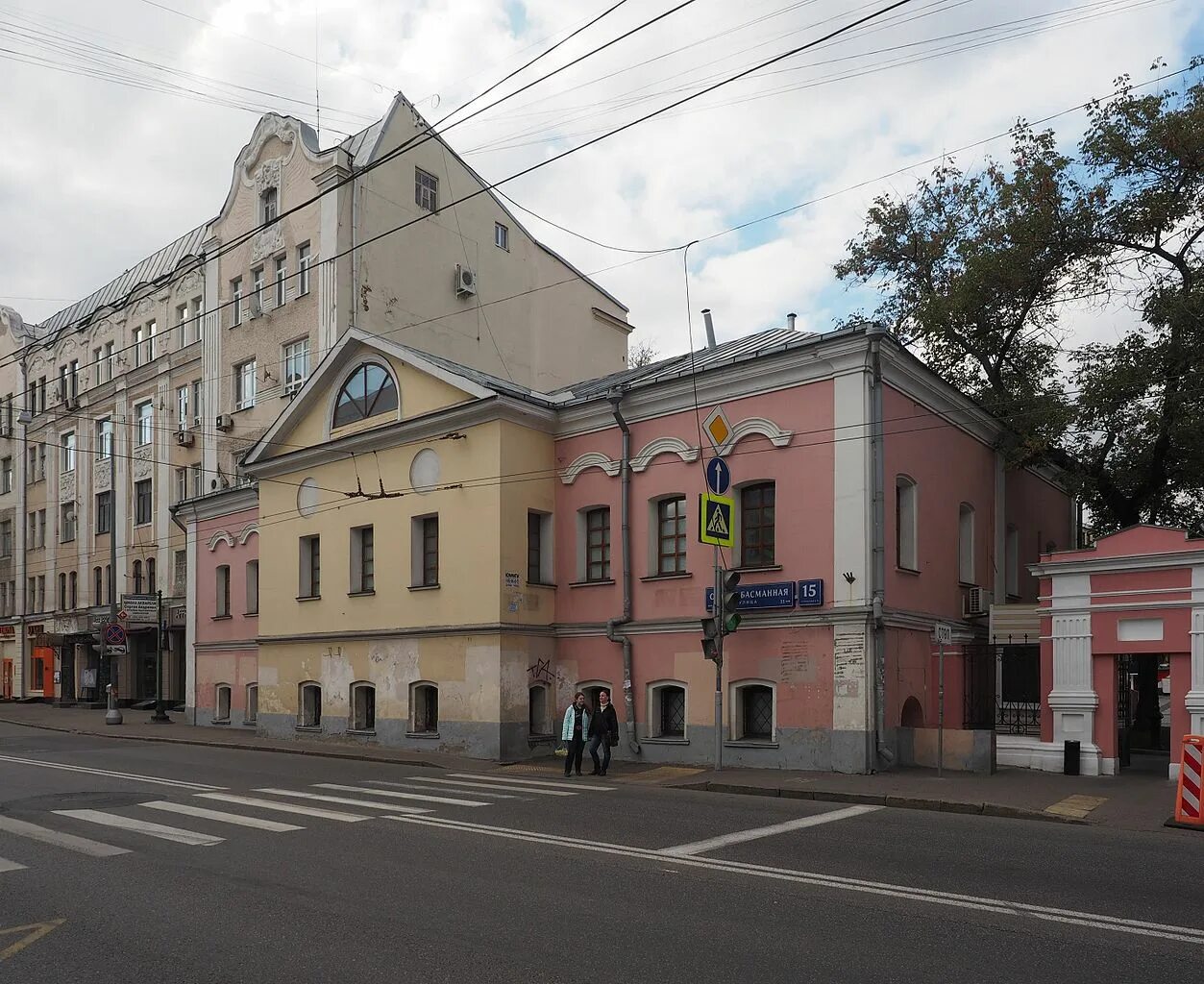 Аренда офисов - наб.Академика Туполева от 10000 руб в Москве. Снять офис, коммер