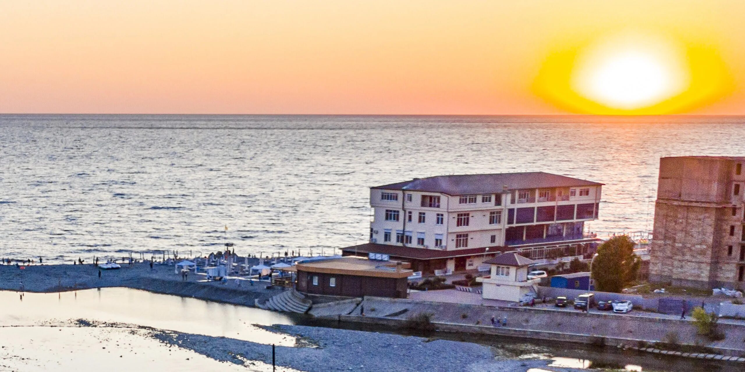 Мертвое море отель леонардо ин. Latha plaza hotel. Гостиница леонардо плаза мёртвое море номера. Crowne plaza resort) 5*. Путевка на море.