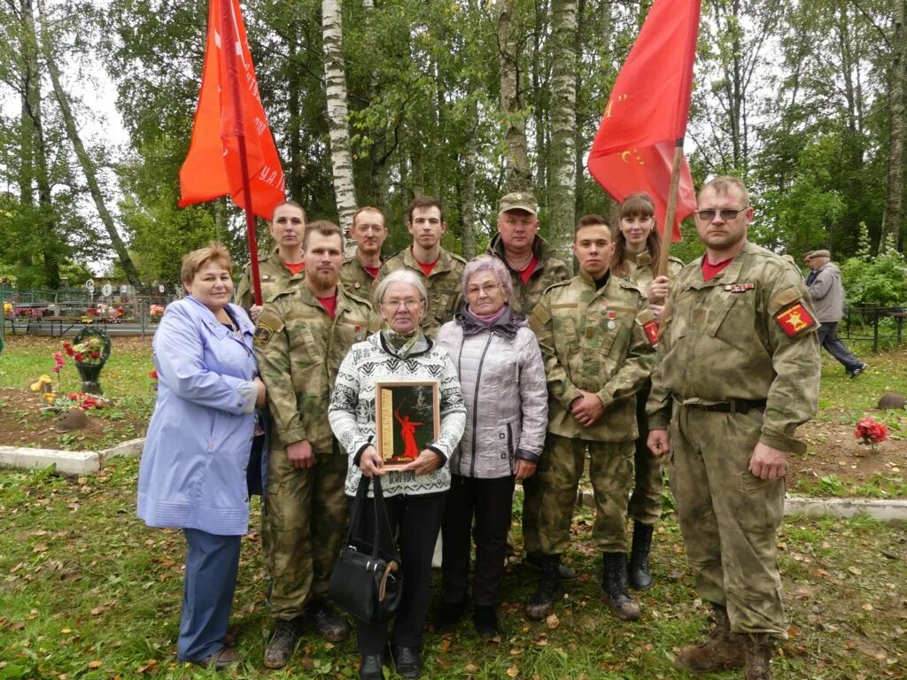 Лычково новгородская область демянский. Село Лычково Новгородской области Демянский район. Новгородская область, Демянский р-н, с. Лычково. Название поискового отряда. Демянский район Новгородской области.