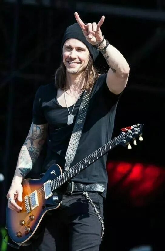 Myles kennedy the art of letting go