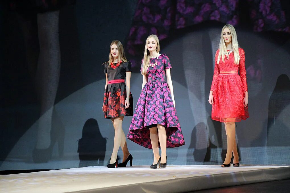 шоурумы в перми. брэдбери пермь шоу рум. мода перми. шоу рум на пушкина 84 пермь. шоурумы пермь рядом с автостанцией.