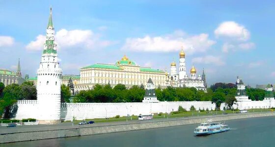 Картина вид московского кремля петра верещагина. Сенатская башня (москва). Московский кремль 1800 года реконструкция. Кремль белокаменный московский кремль. Беклемишевская башня московского кремля.