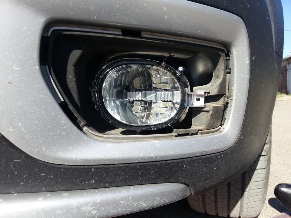 Как разобрать противотуманную фару. ПТФ Volvo xc70. Led ПТФ Volvo xc70. ПТФ Volvo xc90. Volvo xc60 ПТФ.