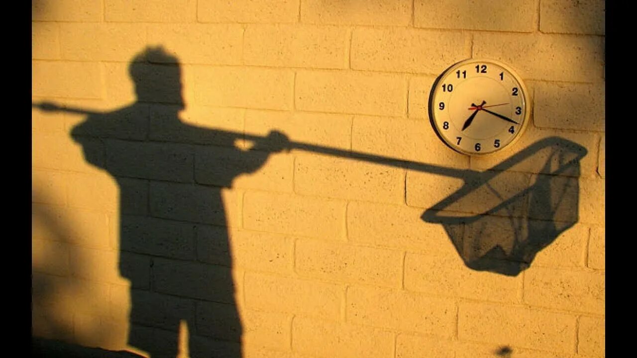 Похищение времени. Ворует время. украденное время. ворует часы. кража времени.