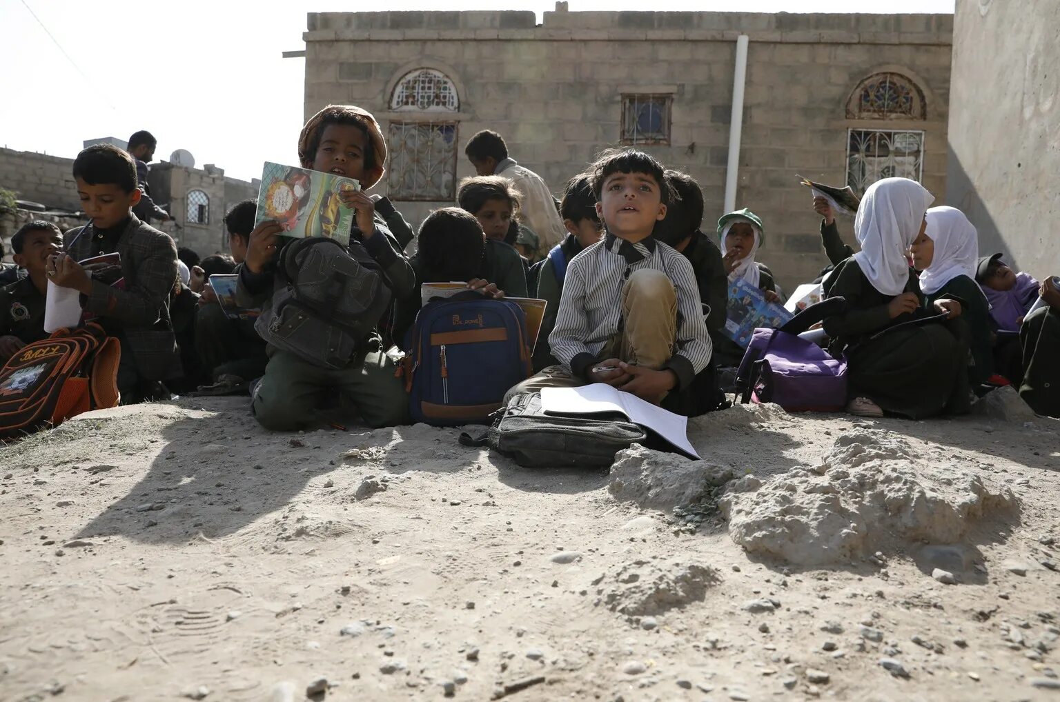 Йемен новости сегодня фото. Тәгәрмәсле Сана.