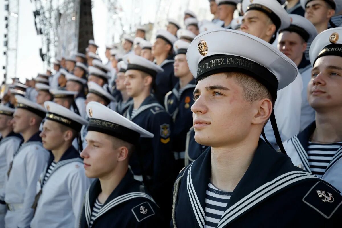 Сколько сейчас служат на флоте