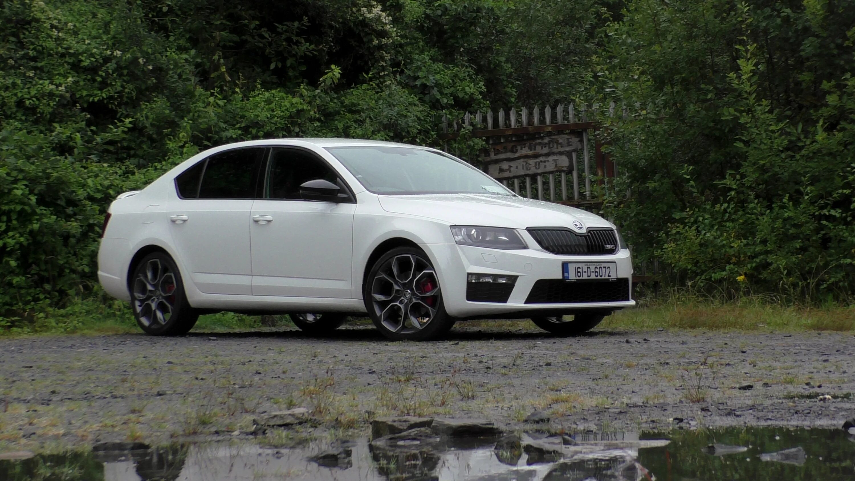 Octavia rs tdi. Skoda Octavia RS 2.0 TDI. Skoda Octavia RS TDI.