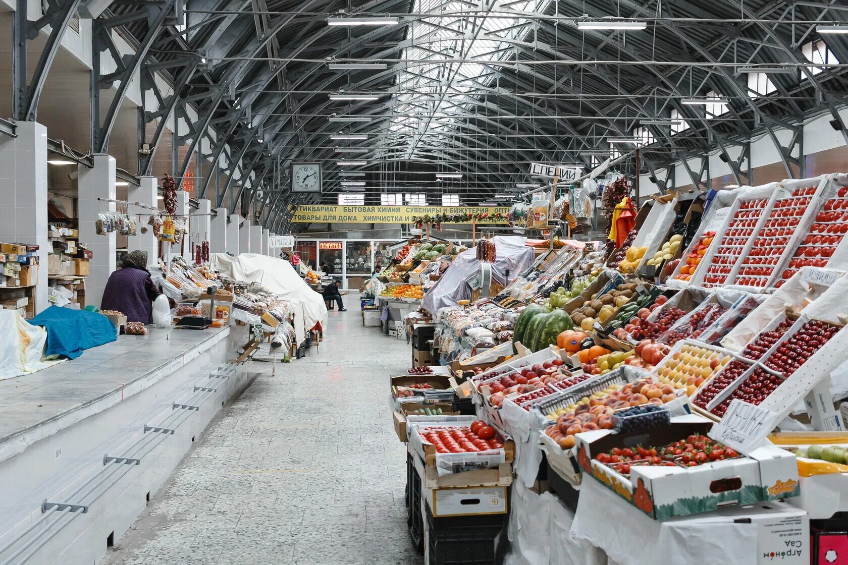 Владимирский рынок в санкт-петербурге. Кузнечный переулок рынок. Где рынки в питере. Мальцевский рынок спб. Питер уделка блошиный рынок.