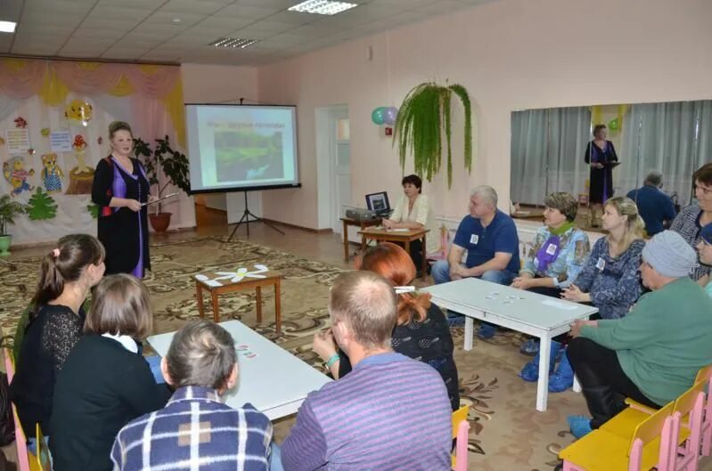 Родительское собрание в детском саду. Родительское собрание в садике. Родительское собрание в ДОУ. Собрание родителей в ДОУ. Нетрадиционное собрание в младшей группе