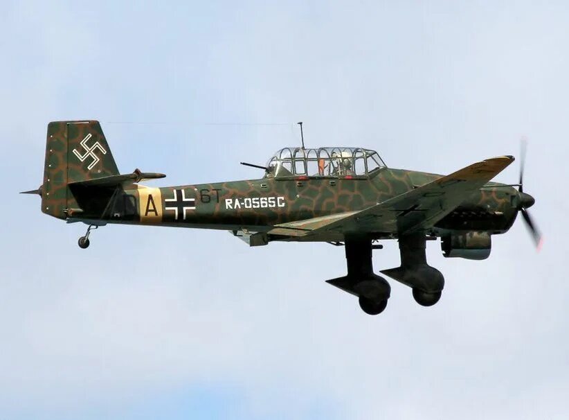Ju 87. Junkers ju 87b-2. Junkers ju 87. Ju 87 stuka пикирует. Юнкерс 87 stuka.