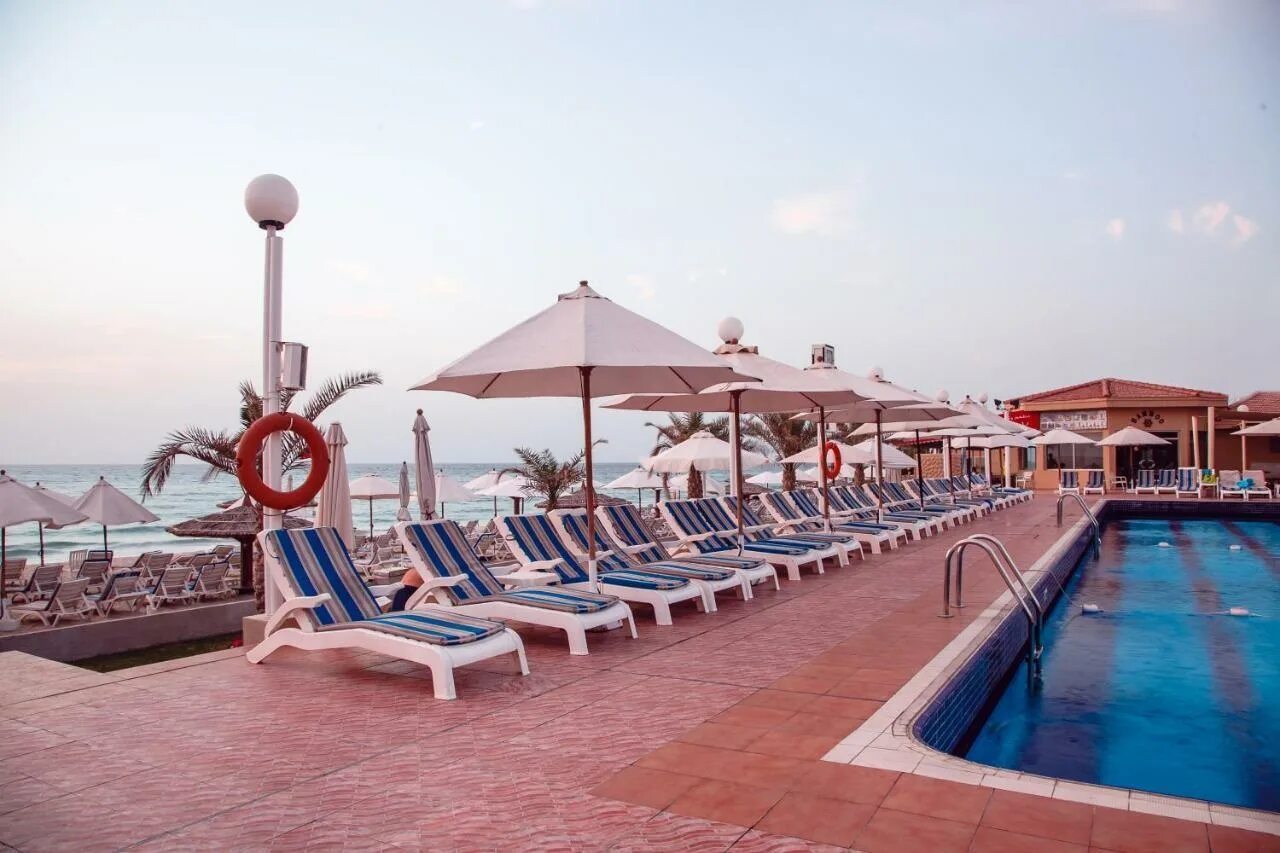 Эмираты шарджа карлтон. Отель sharjah carlton hotel. отель sharjah carlton hotel 4. sharjah carlton hotel 4 оаэ. sharjah carlton hotel шарджа.