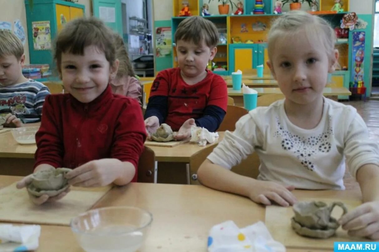 Лепка чайный сервиз средняя группа. Средняя группа поможем Незнайке слепить посуду. Лепка чашка средняя группа. Занятие поможем Незнайке вылепить посуду средняя группа. Поможем незнайке вылепить посуду средняя группа