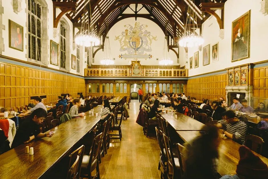 Hall down. Princeton Dining Hall. Тринити колледж Хартфорд внутри тур. Тринити университет внутри. Тринити колледж Коннектикут внутри тур.