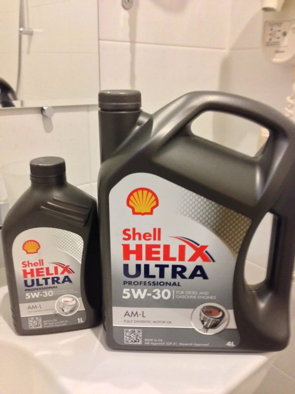 Shell ultra 5w 30 купить. Шелл Хеликс ультра профессионал 5w30. Shell Helix Ultra professional am-l 5w-30. Shell Helix Ultra professional am-l. Shell Helix Ultra 5w30 am-l.