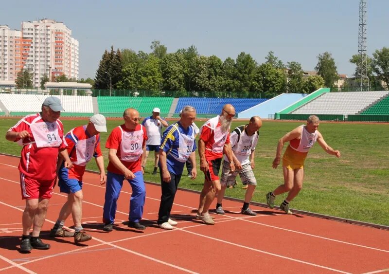 Фото Спартакиады по ОБЖ. Спартакиада пенсионеров картинки. Эстафеты для пенсионеров в зале. Солнечный спортивные мероприятия пенсионеров фото.