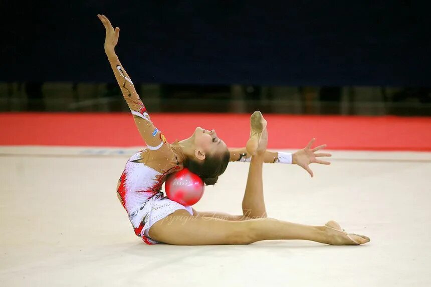 Итоговый проект удивительный мир художественной гимнастики Trubnikova maintains Russian rule in all-around Olympic News