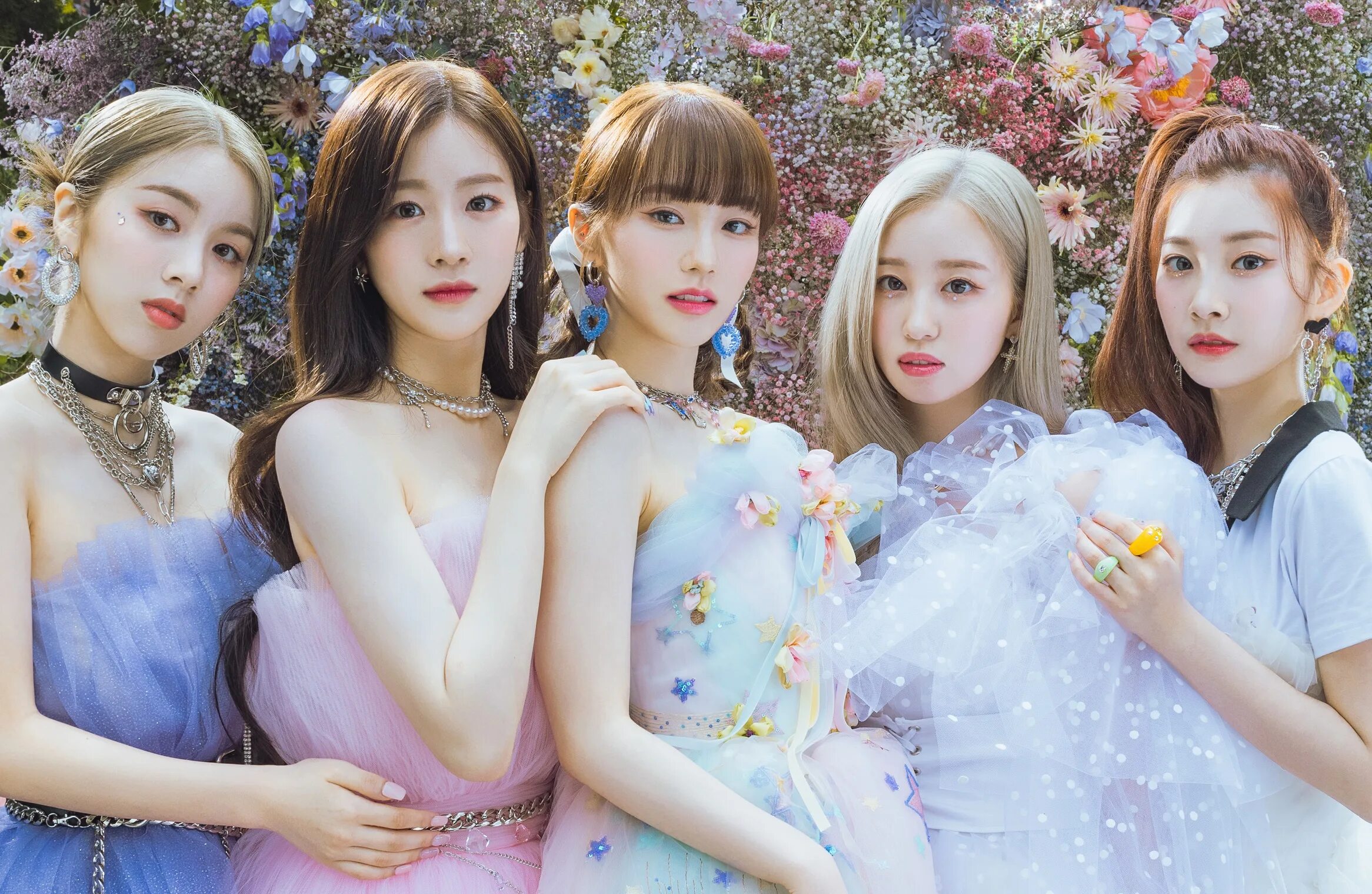 Woo ah. Woo ah группа. woo ah kpop группа. woo ah участницы. woo ah kpop группа участницы.