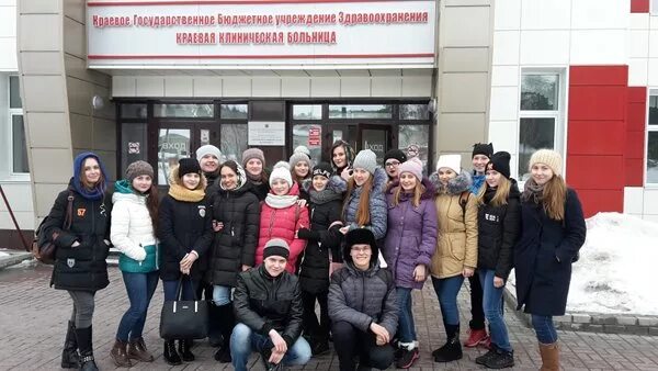Детская краевая больница краснодар площадь победы. Постовая 18 больница краснодар. 1 мая больница краснодар. Площадь победы 1 краснодар детская краевая клиническая больница. Краевая детская клиническая больница ставрополь.