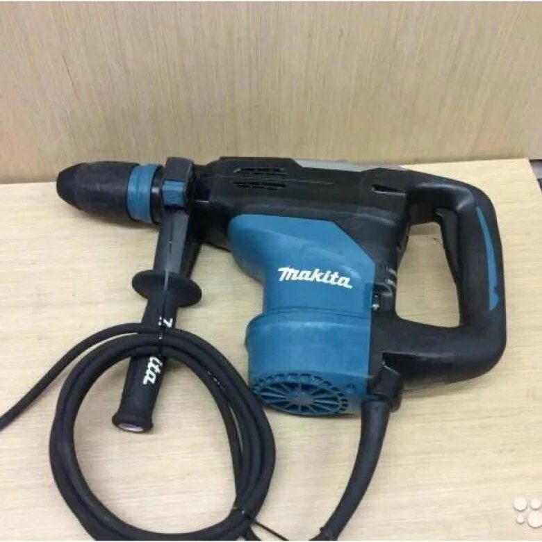 Перфоратор макита бу. Makita HR 4003. Перфоратор Макита hr4003c б/у. Перфоратор Makita 4003 HC. Перфоратор Макита 8.3Дж.