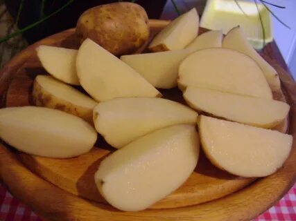 Картофель кусочками