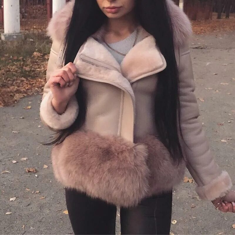 Дубленка с натуральным мехом песцом. Дубленка женская с мехом песца. Короткая дубленка с мехом. Дубленка короткая с мехом внизу. Дубленка короткая с песцом.
