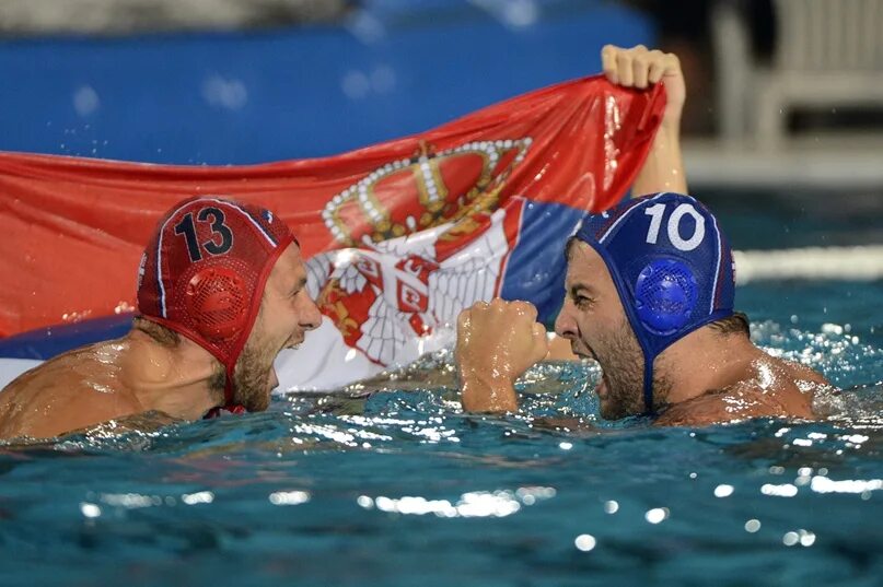 Водное поло евро кубки шпадау белград. Дедович водное поло сербия. Szolnok won champions league water polo. Водное поло сборная венгрии. Водное поло сборная венгрии.
